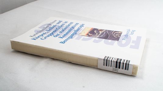 Körper-, Selbst- und Gruppenerleben in... Körper-, Selbst- und Gruppenerleben in...