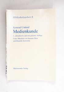 Medienkunde. Bibliotheksarbeit 8. - Um... Medienkunde. Bibliotheksarbeit 8. - Um...