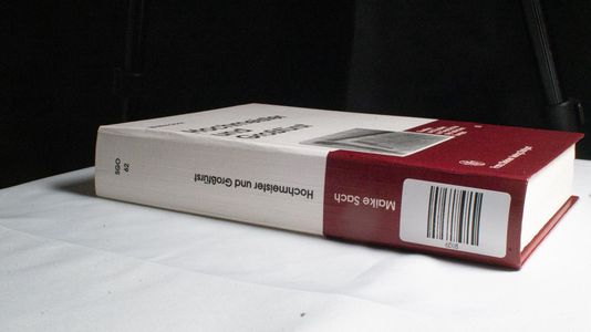 Hochmeister Und Grossfurst: Die Beziehungen Zwischen Dem Deutschen Orden in Preussen Und Dem Moskauer Staat Um Die Wende Zur Neuzeit: 62 (Quellen Und Studien Zur Geschichte Des Ostlichen Europa) - Sach, Maike