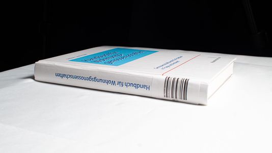 Handbuch für Wohnungsgenossenschaften: Genossenschaftsrecht für Praktiker in Frage und Antwort (Hammonia bei Haufe) - Thomas Schlüter, Mirjam Luserke, Stefan Roth