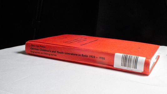 German Childrens and Youth Literature in Exile 1933-1950 - Zlata Fuss Phillips German Childrens and Youth Literature in Exile 1933-1950 - Zlata Fuss Phillips