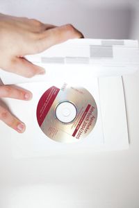 Apotheker-Jahrbuch 2004/2005. Ein Handbuch für den Apotheker in Offizin, Krankenhaus, Industrie, Hochschule und Verwaltung. Zugleich 88. Jahrgang des Handbuchs des Deutschen Apothekerverbands (Mit CD)