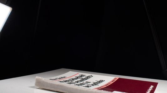 Arbeitssicherheit und Gesundheitsschutz in der Apotheke : mit 10 Tabellen / von Günther Gleiche / Paperback DAZ - Gleiche, Günther