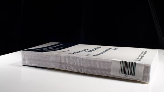 Denken und Gedächtnis  aus naturwissenschaftlicher Sicht  ---  Vereinfachung, Flexibilität und Invarianz in der menschlichen Informationsverarbeitung. - Krause, Werner